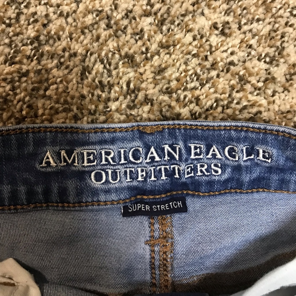 American Eagle Jean Shorts - Picture 3 of 4